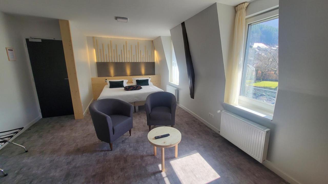 Le Castelet Hotel Le Mont-Dore Bagian luar foto